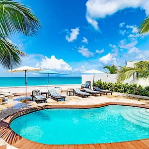  Holiday home Caprice 14 - Oceanfront - Gated Community With Pool Bahamas